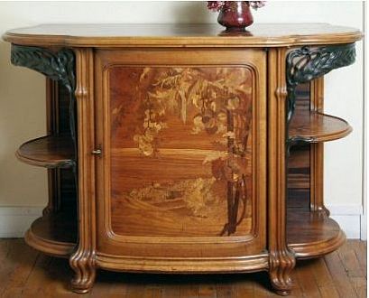 Buffet d'Emile Gall&eacute;