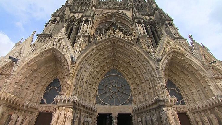 Porche de la cath&eacute;drale de Reims